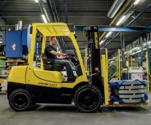 Four-wheel Counterbalance Diesel Forklift