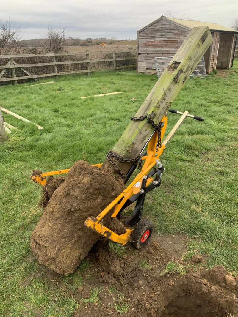 Post Puller From The Hireman